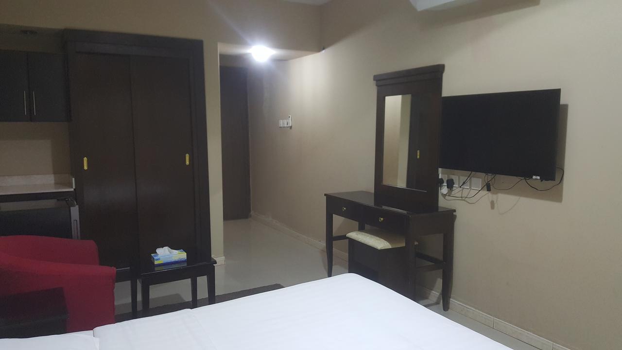 Nuzul Altoot Serviced Apartments Al Kharj Esterno foto